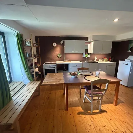 Au Mont Des Brumes ストゥモン